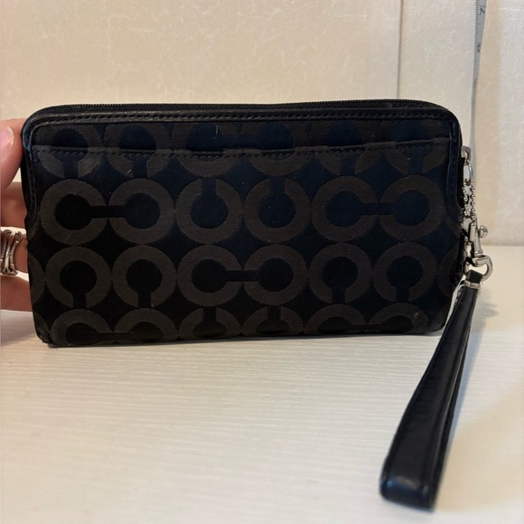Coach | Black and Brown | Wristlet - Picture 2 of 7